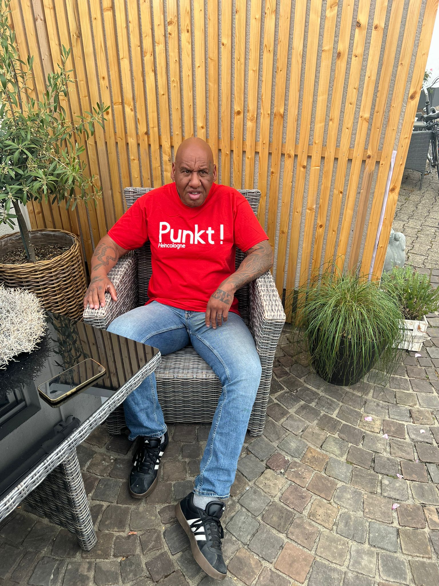 Punkt ! Herren Tshirt - V Ausschnitt - Rot